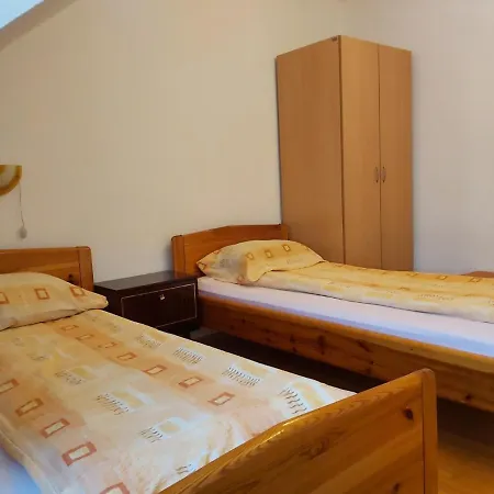 Apartman Ana 페일